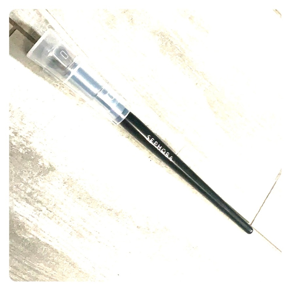 ➕SEPHORA COLLECTION PRO Airbrush Detail Brush #57